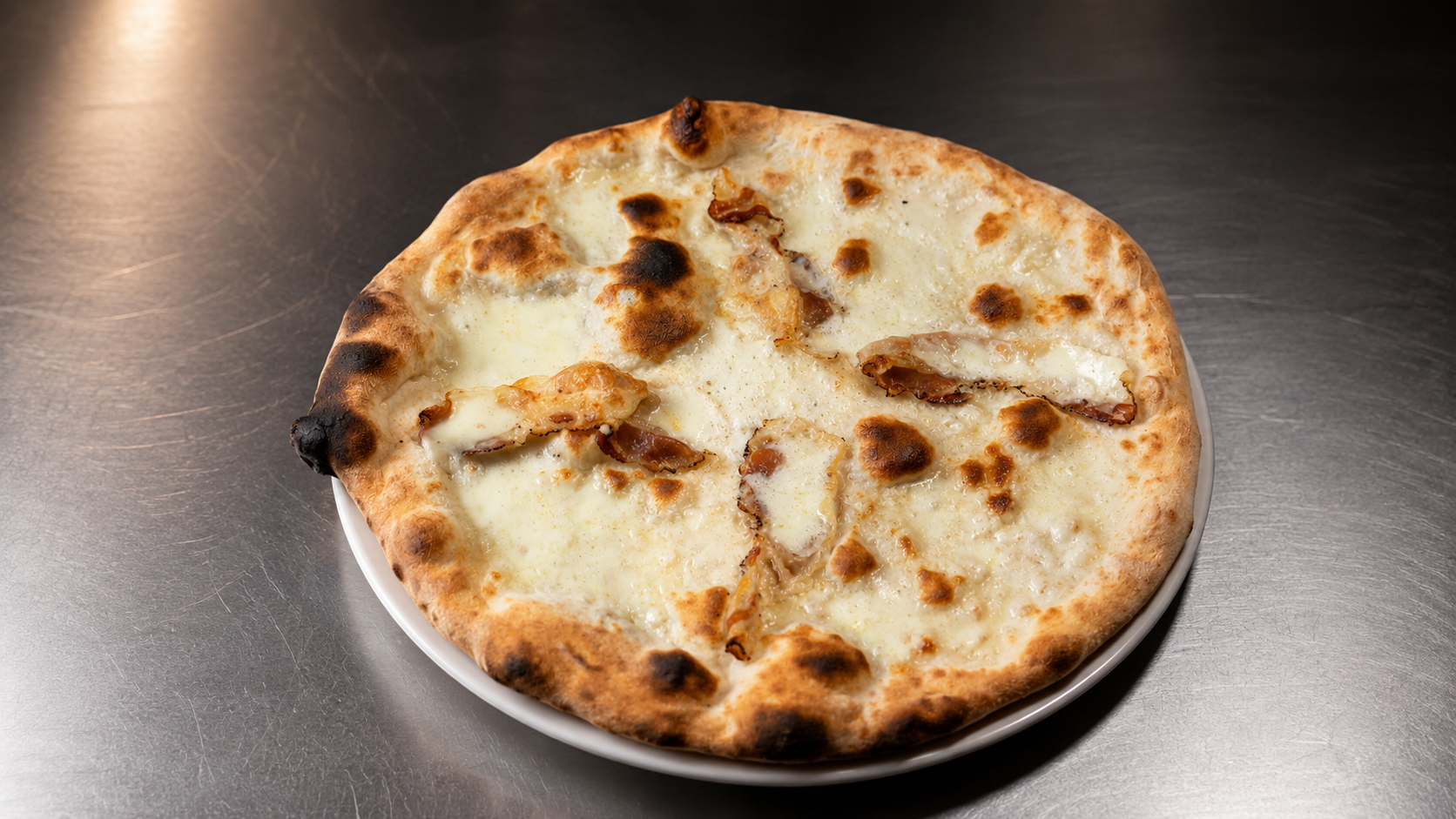 Una pizza margherita